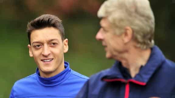 Wenger expects contract renewal:' I think he will sign at the time of signing'.