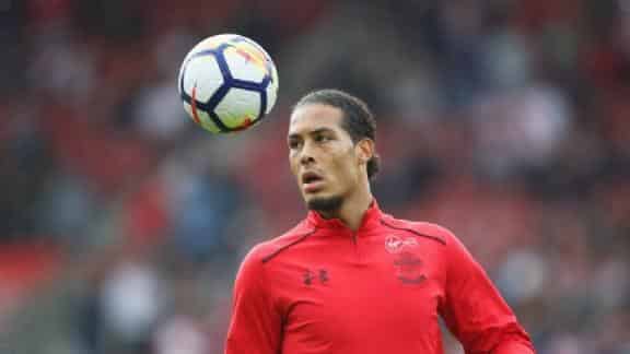 Van Dijk rejoiced:' Happily enjoyed the last few months despite the difficult conditions'.
