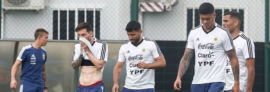 Lionel Messi Aguero Marcos Rojo with Argentina