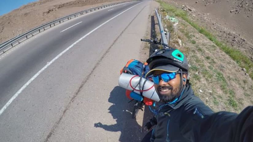 the Indian who cycled to Russia to meet Messi at the World Cup 2018
