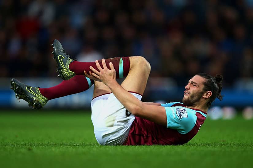 Andy Carroll injury West Ham