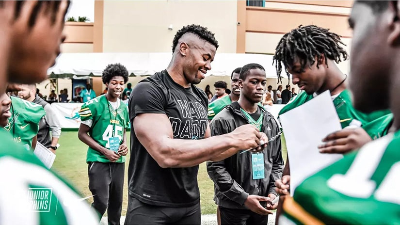 Miami Dolphins welcome Miami Jackson Senior High School 1