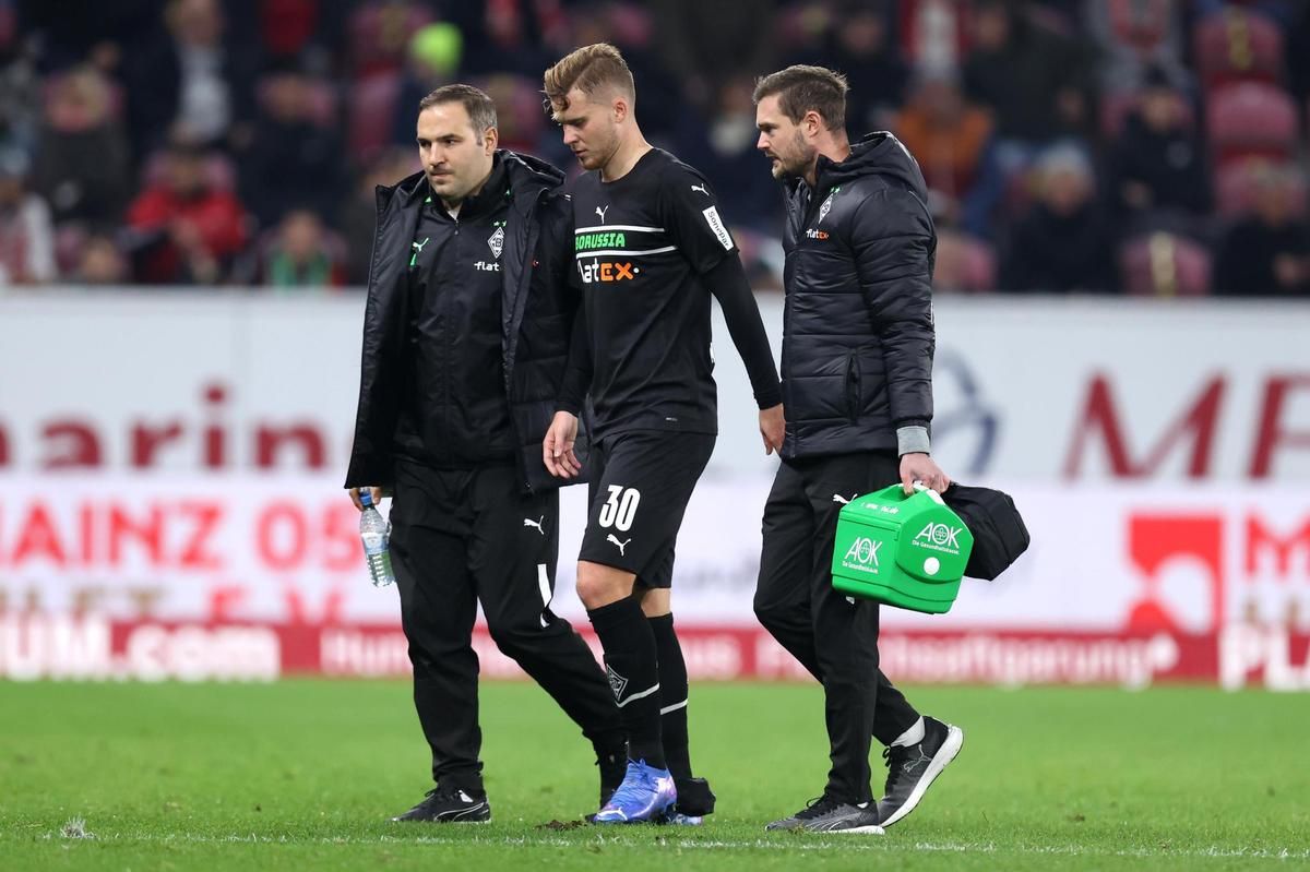Elvedi and Embolo injured out in Gladbach