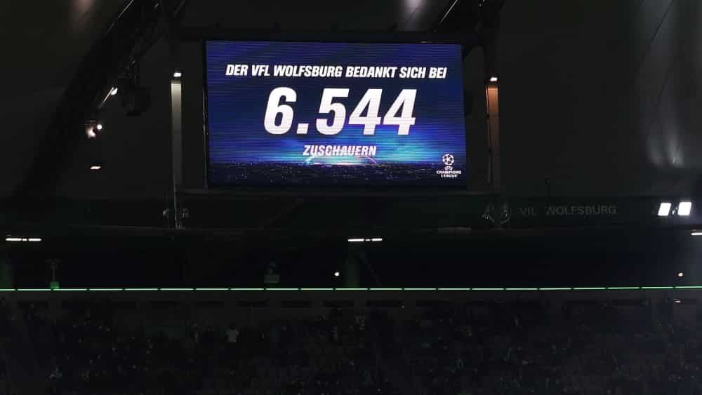 Hardly any support: In the Champions League, many available seats remained empty.