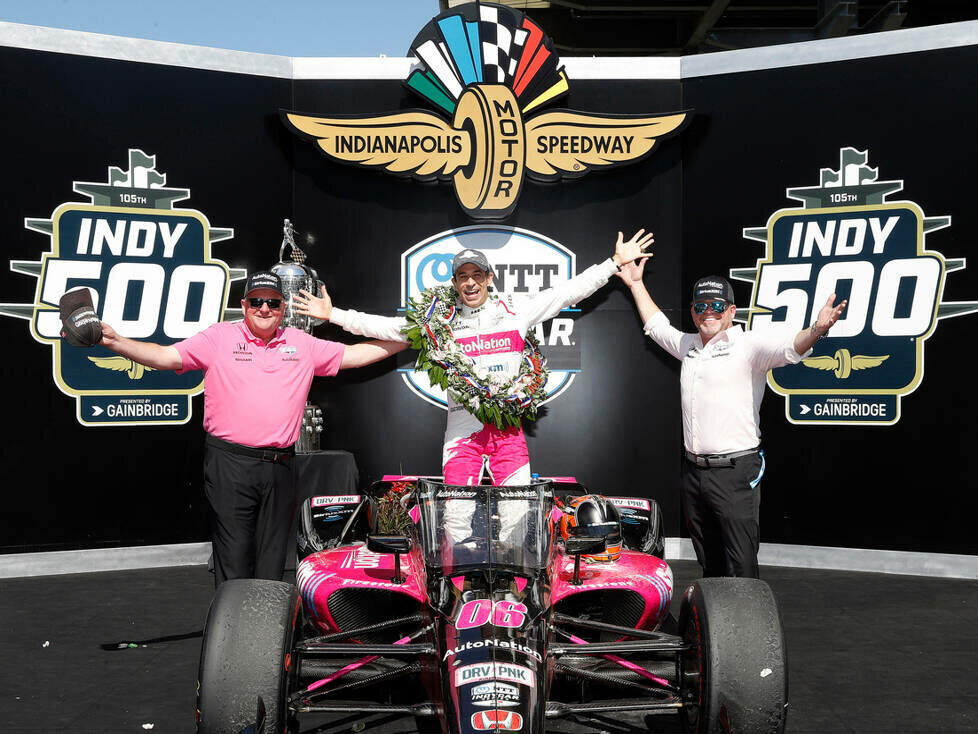 On the team of Michael Shank (right) and Jim Meyer (left), Castroneves gets shares