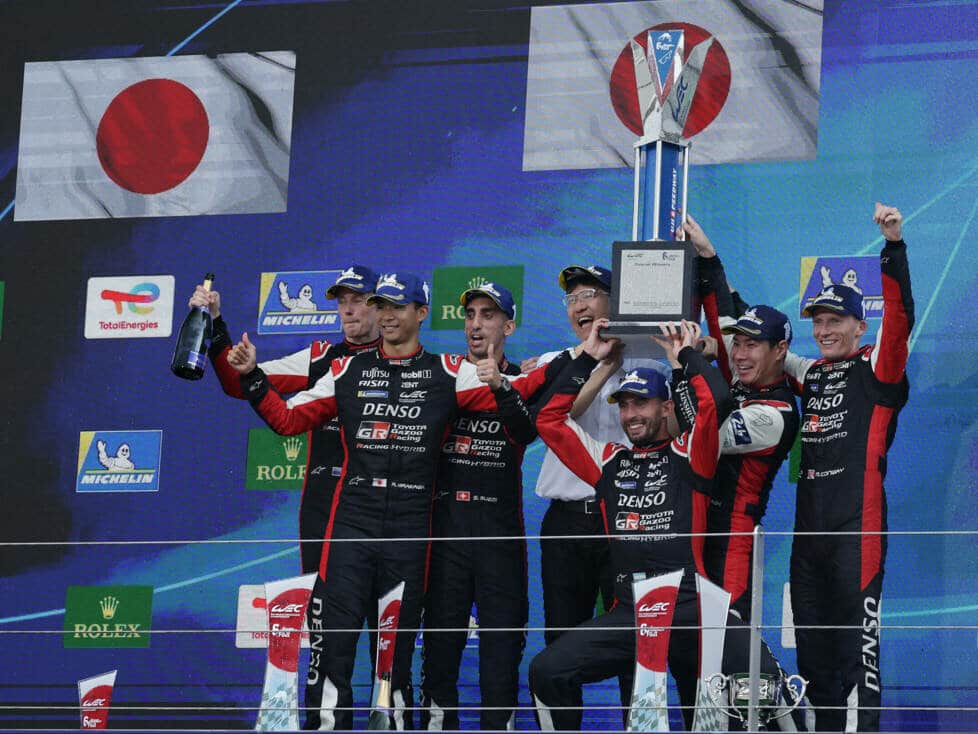 1º Mike Conway, Kamui Kobayashi, José María López, 2º Sébastien Buemi, Brendon Hartley, Ryo Hirakawa.