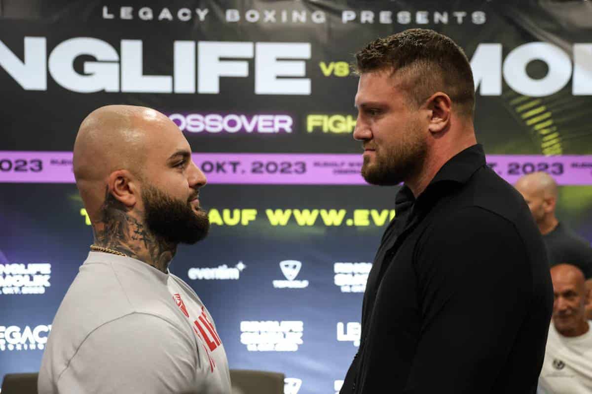 Face to Face: Ringlife (l.) and Michael Smolik (r.) face off