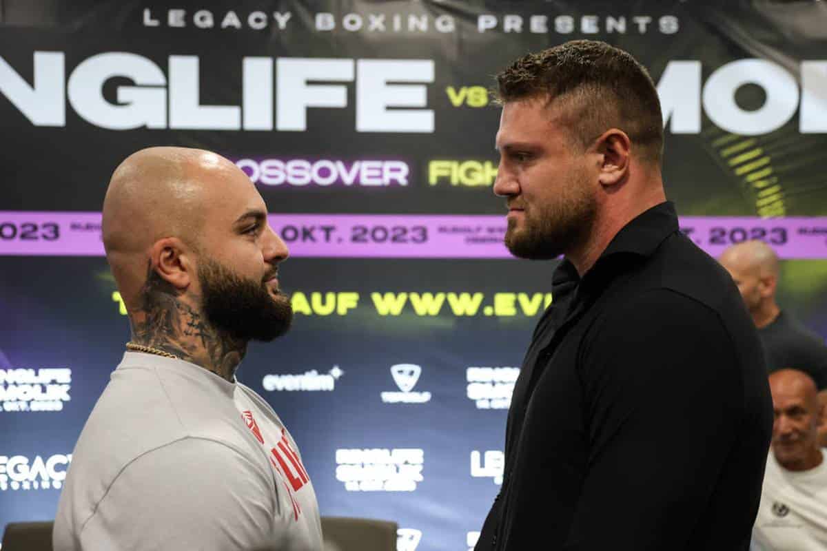 Face to Face: Ringlife (l.) és Michael Smolik (r.) szembenéz