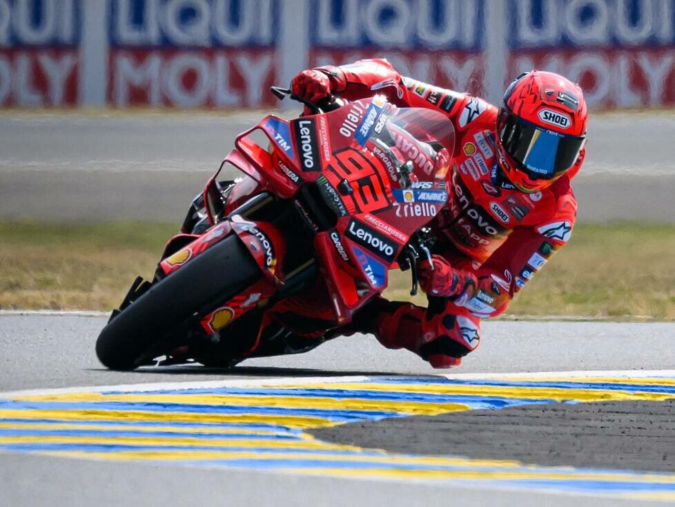 motogp-practice-at-le-mans-2025-marc-marquez-sets-new-lap-record