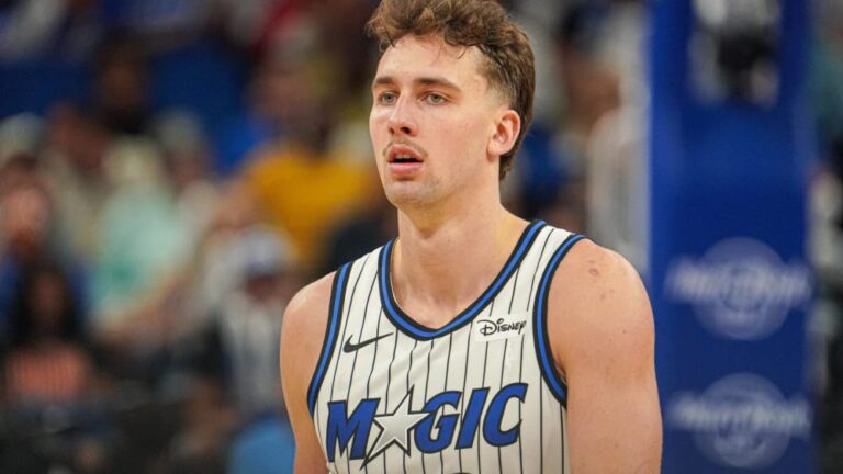 Despite Wagner’s strong performance: Magic collapse completely against the Hawks