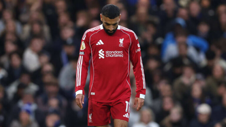 “Could be down to Trent”: Slot speculates on reasons for Salah’s slump