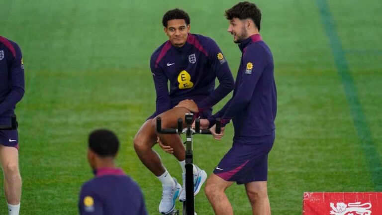 Knee problems: Bayer’s Quansah leaves national team