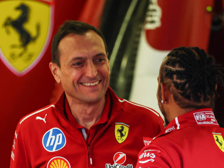 “No chemistry”: Former driver sees problems between Hamilton and his engineer