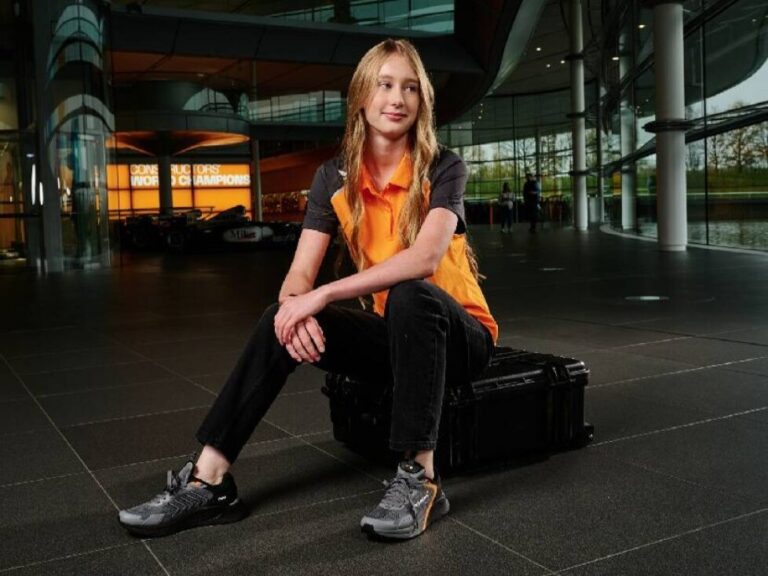 Like father Mika: McLaren signs Ella Häkkinen