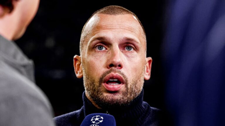 Ajax parts ways with coach Heitinga – technical director allowed to stay