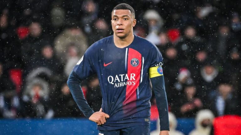 PSG demands €180 million from Mbappé
