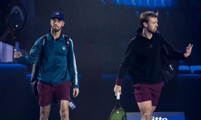 Positive finish for top doubles team