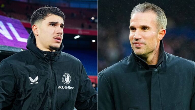 Van Persie puts van Persie on the bench