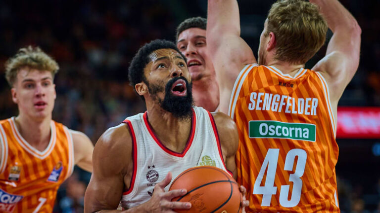 Dinwiddie seals the deal: Bayern wins overtime thriller in Ulm