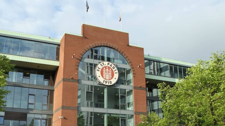 St. Pauli achieves surplus of over two million euros