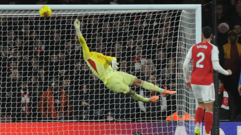 The save of the season? Arteta even raves about his “angle”