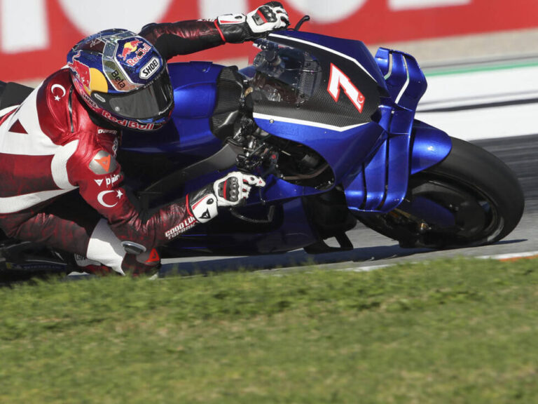 Toprak Razgatlioglu: Jorge Lorenzo makes predictions for 2026 and 2027