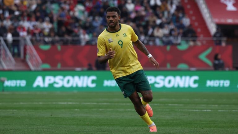 Curious goals on both sides: South Africa follows Egypt into the round of 16