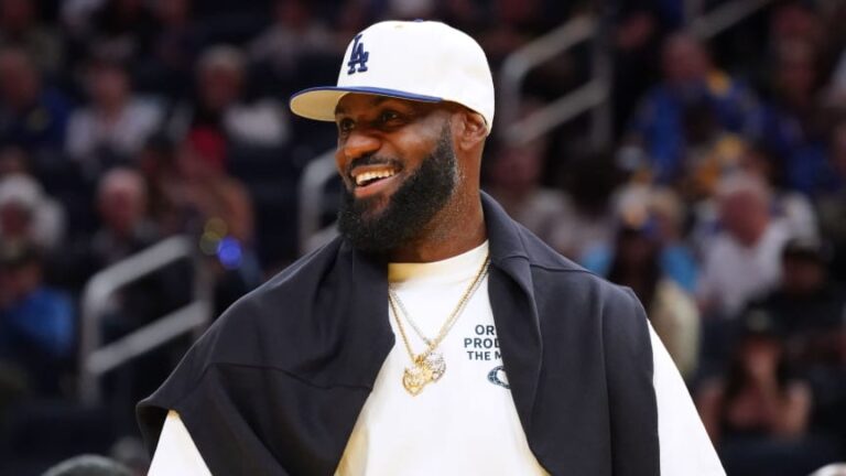 “It’s called old age”: LeBron explains his foot problems with humor