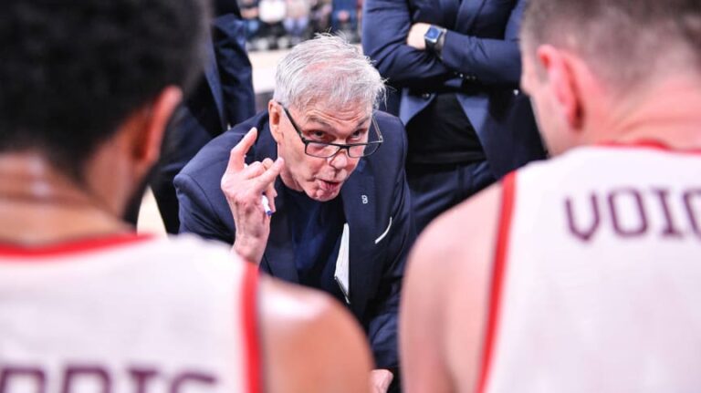 “Terrible fourth quarter”: Herbert curses after late Bayern defeat