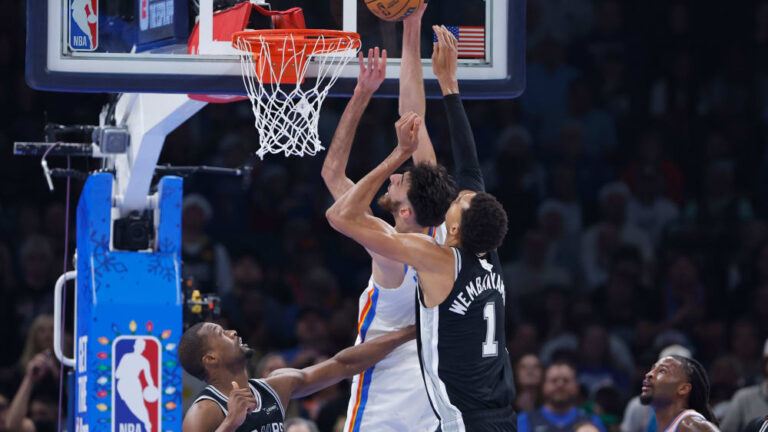 Third win against the champions: San Antonio also triumphs in OKC
