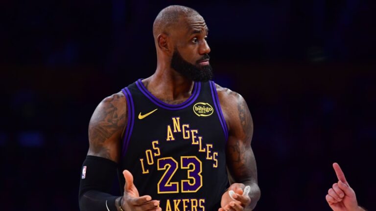 “It’s hard to find rhythm”: LeBron on the Lakers’ downward trend