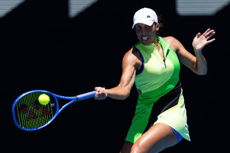 Defending champion falters briefly