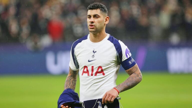 “Unbelievable and shameful”: Romero criticizes Tottenham’s transfer policy