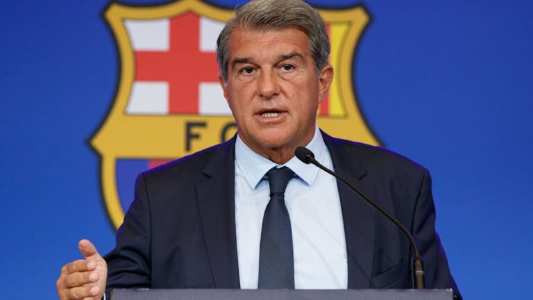 Laporta resigns as Barcelona president to run for re-election