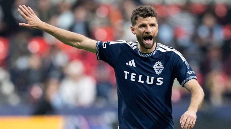 Müller unlucky with the woodwork, new signing Jackson scores: Whitecaps win MLS opener