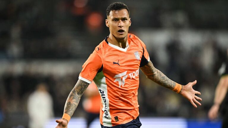 Selke’s resurrection – and high praise for coach Sahin